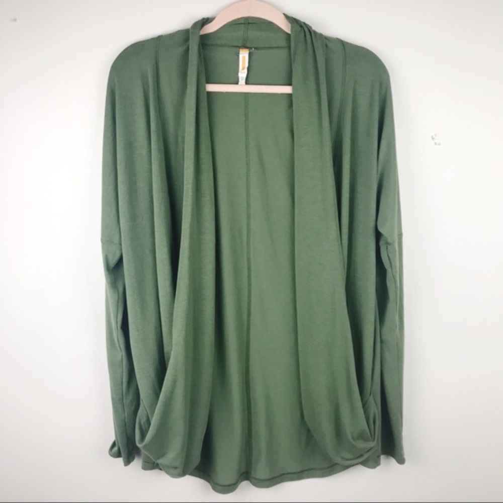 Lucy Enlightening Wrap Cardigan M